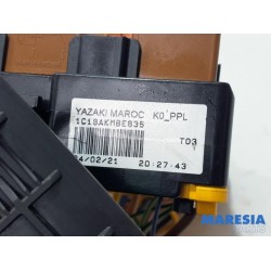 Peugeot - Expert - Fuse box