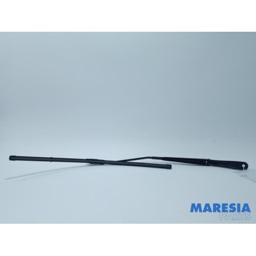 Peugeot - Expert - Front wiper arm