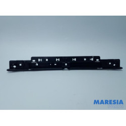Peugeot - Expert - Rear bumper bracket central