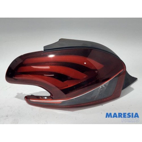 Peugeot - 208 - Taillight, left