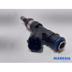 Renault - Clio - Injector (petrol injection)