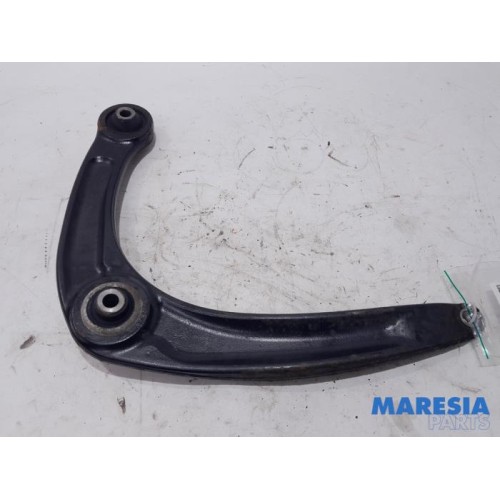 Peugeot - 3008 - Front wishbone, right
