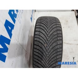 Renault - Espace - Tyre