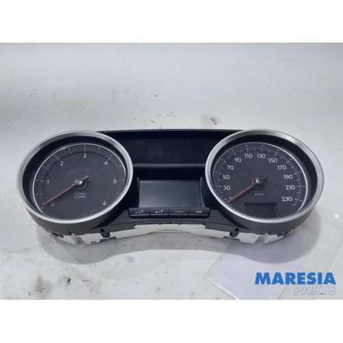 Peugeot - 508 - Instrumentenbrett