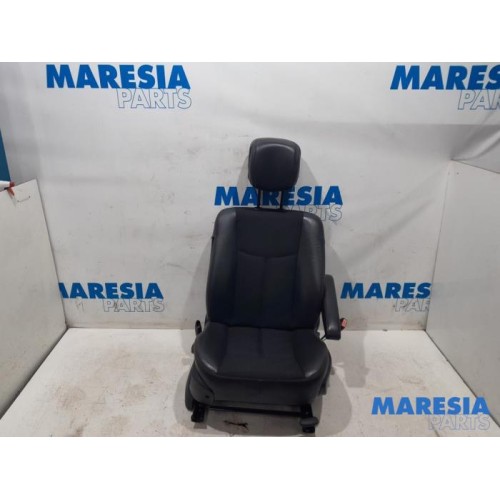 Renault - Espace - Seat, right