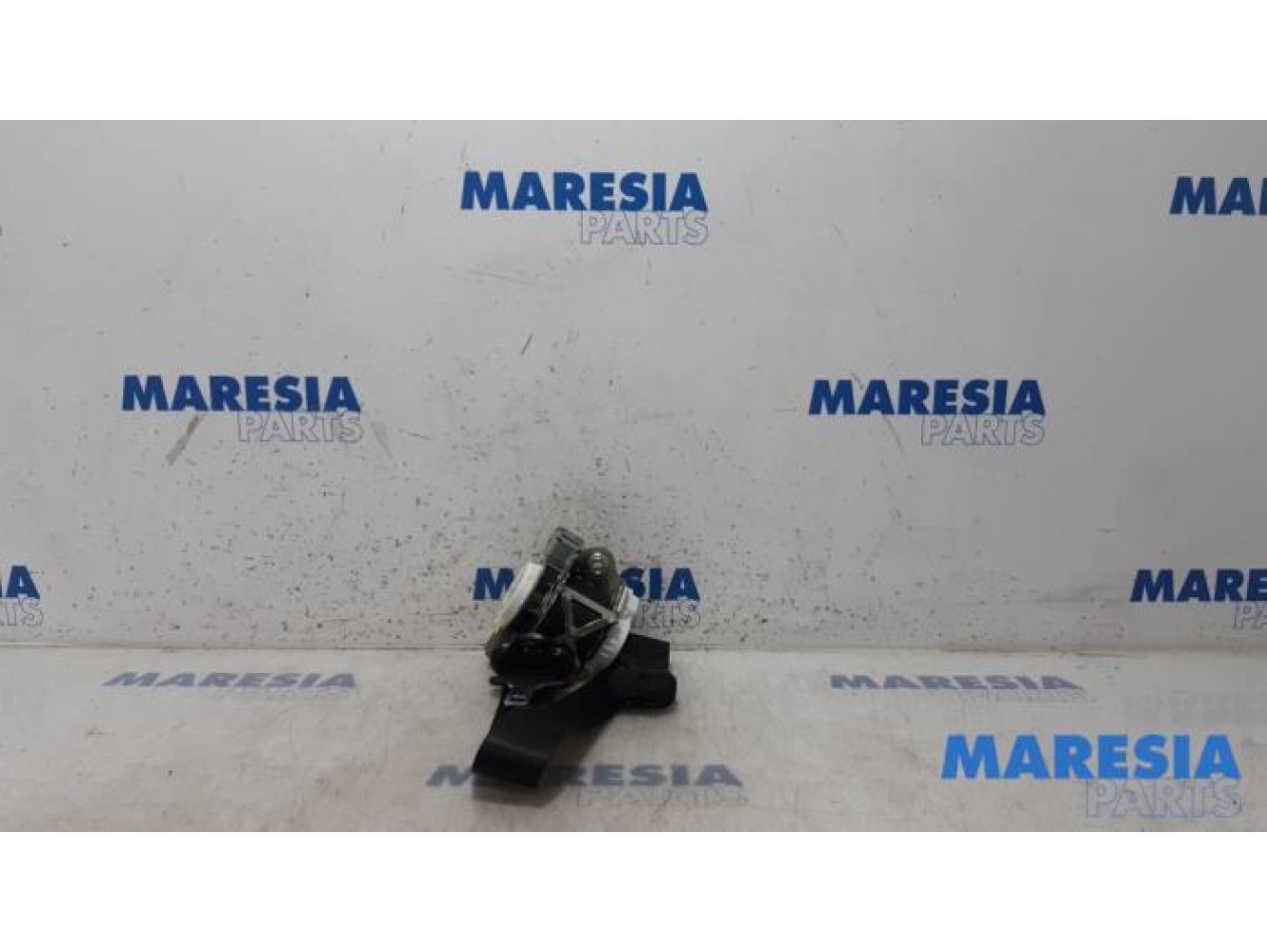 Ford - KA - Front seatbelt, left