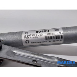 Peugeot - 208 - Wiper mechanism