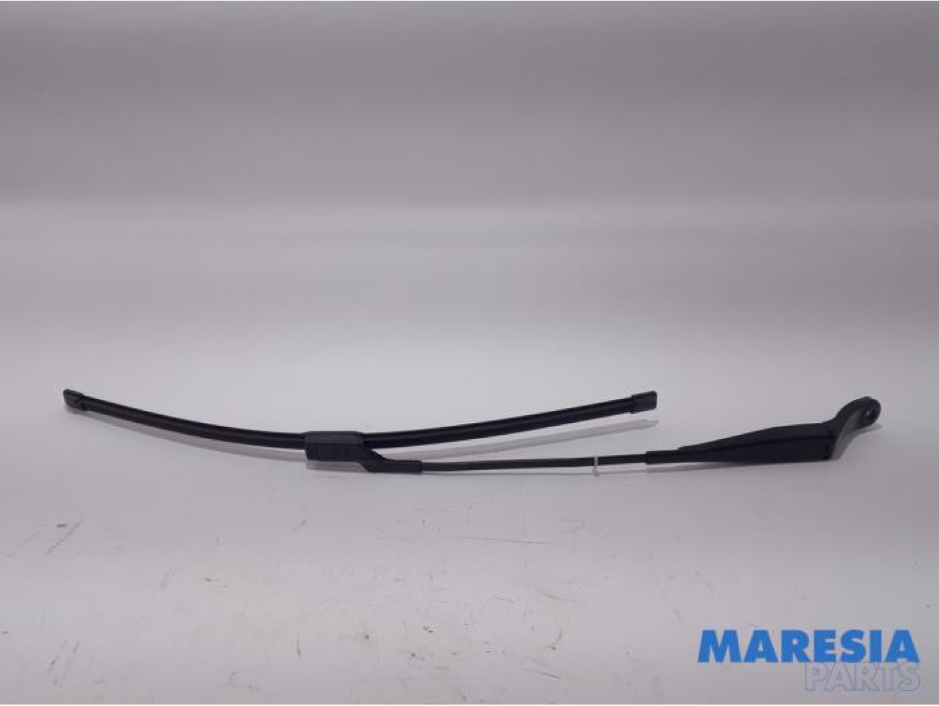 Peugeot - 208 - Front wiper arm