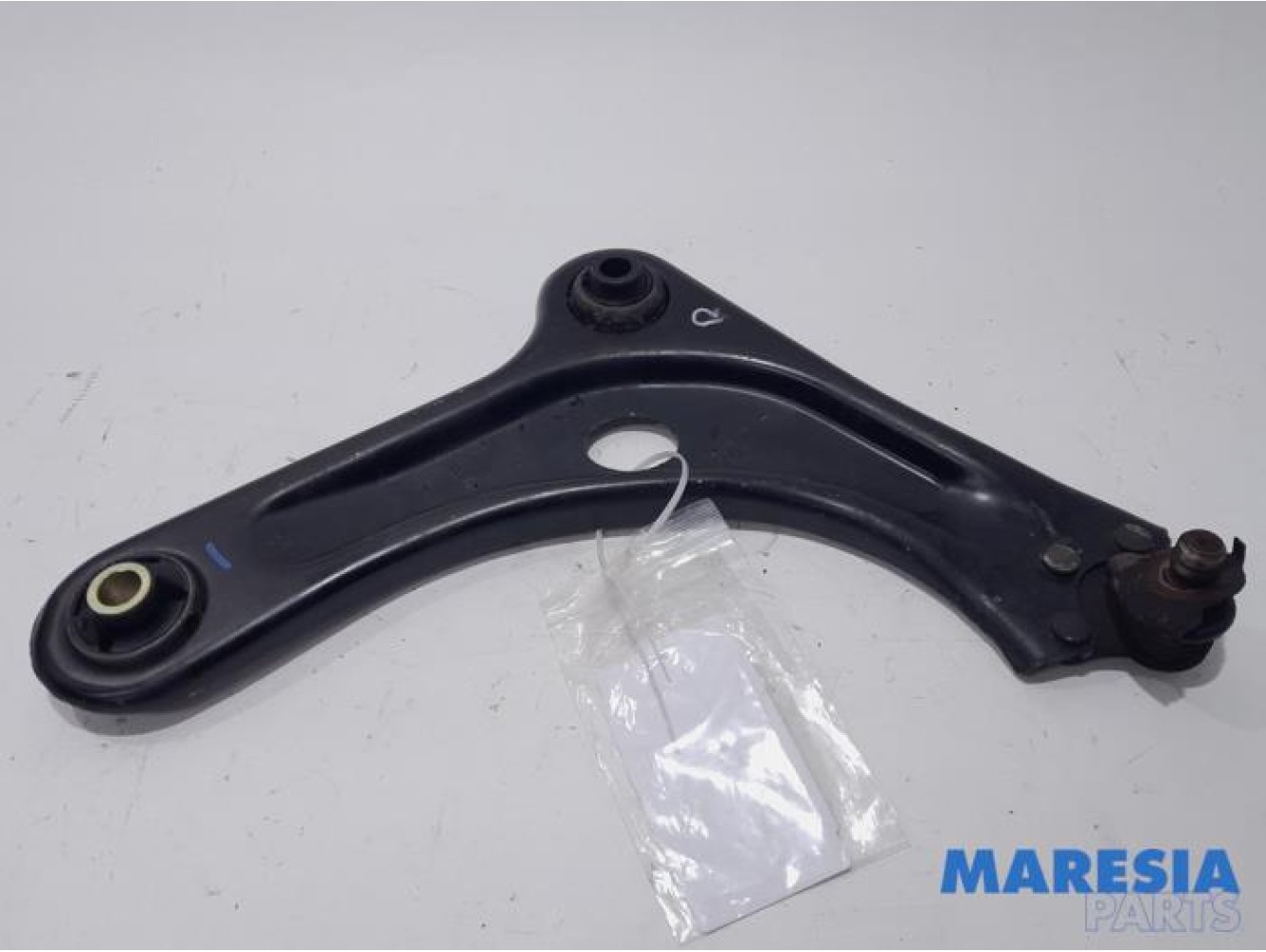 Peugeot - 208 - Bras de suspension avant droit