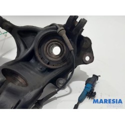 Peugeot - 208 - Knuckle, front right