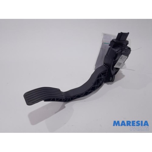 Peugeot - 208 - Gaspedalposition Sensor