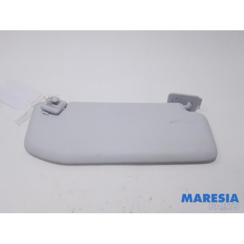Peugeot - 208 - Sun visor