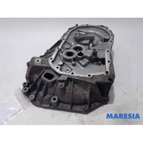 Renault - Clio - Gearbox casing