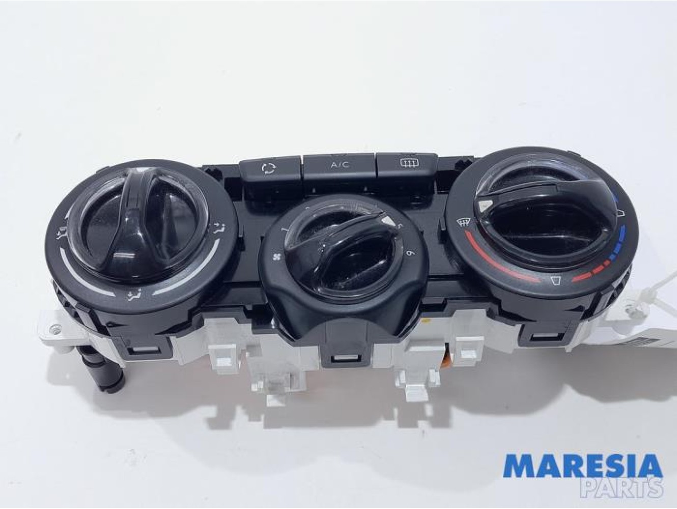 Peugeot - 208 - Heater control panel