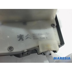 Peugeot - 208 - Front door lock mechanism 4-door, right