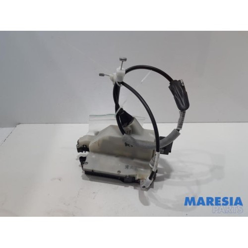 Peugeot - 208 - Front door lock mechanism 4-door, right