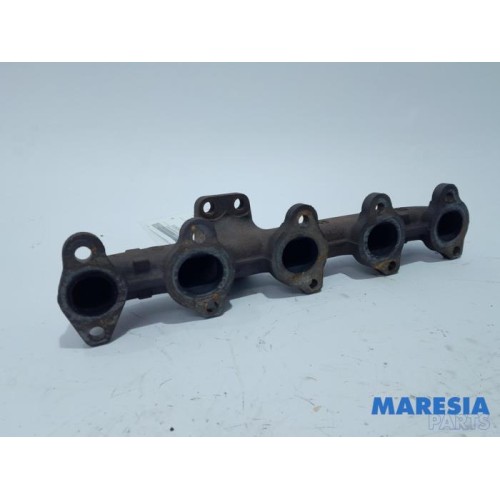 Peugeot - 308 - Exhaust manifold