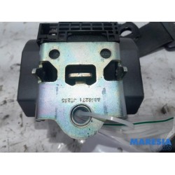 Fiat - Ducato - Front seatbelt, left