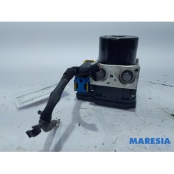 Renault - Scenic - ABS pump