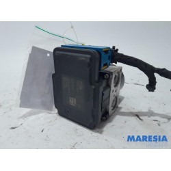 Renault - Scenic - ABS pump