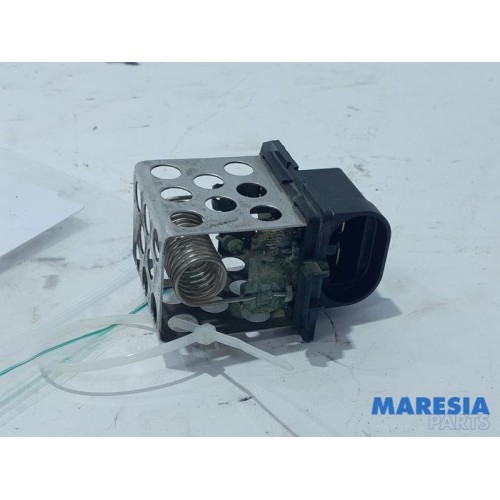 Renault - Scenic - Cooling fan resistor
