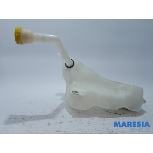 Renault - Scenic - Front windscreen washer reservoir