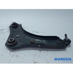 Renault - Scenic - Bras de suspension bas avant gauche