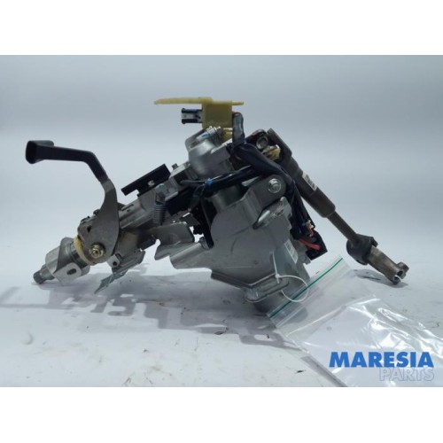 Renault - Scenic - Steering column housing
