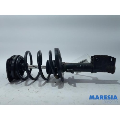 Renault - Scenic - Front shock absorber rod, left