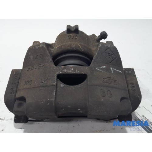 Renault - Scenic - Front brake calliper, left