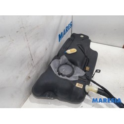 Peugeot - 208 - Tank