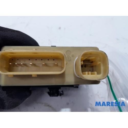 Citroen - C5 - Glow plug relay