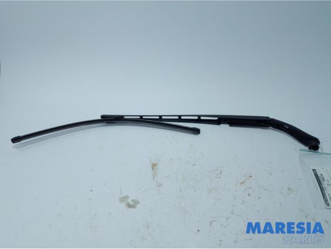 Citroen - C5 - Front wiper arm