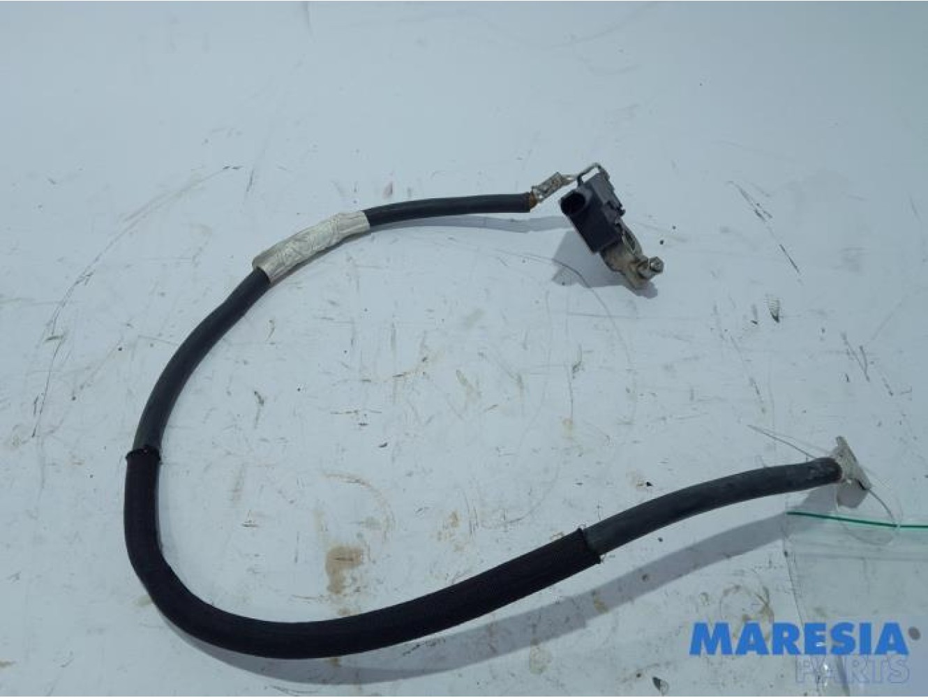 Citroen - C5 - Borne de batterie