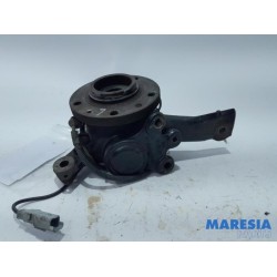 Citroen - C5 - Fusee links-voor