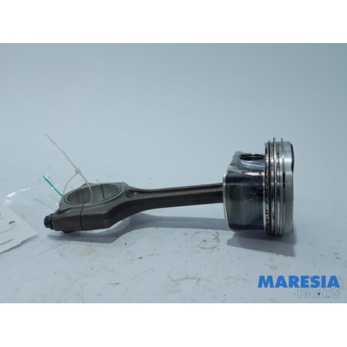Peugeot - 508 - Connecting rod