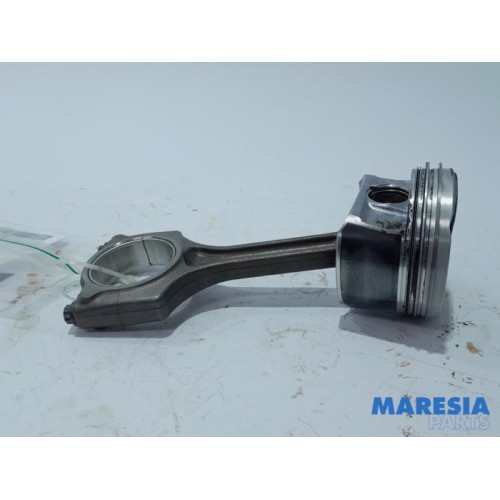 Peugeot - 508 - Connecting rod