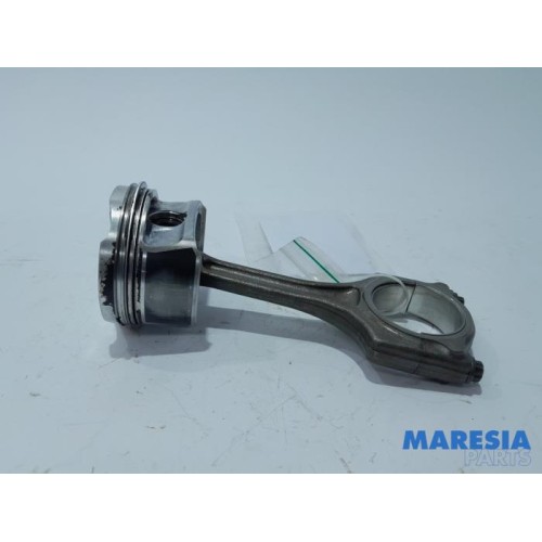 Citroen - C3 - Connecting rod