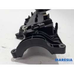 Renault - Megane - Ventildeckel