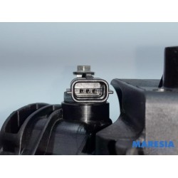Renault - Megane - Ventildeckel
