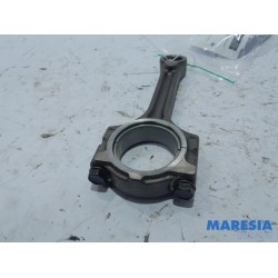 Renault - Megane - Connecting rod