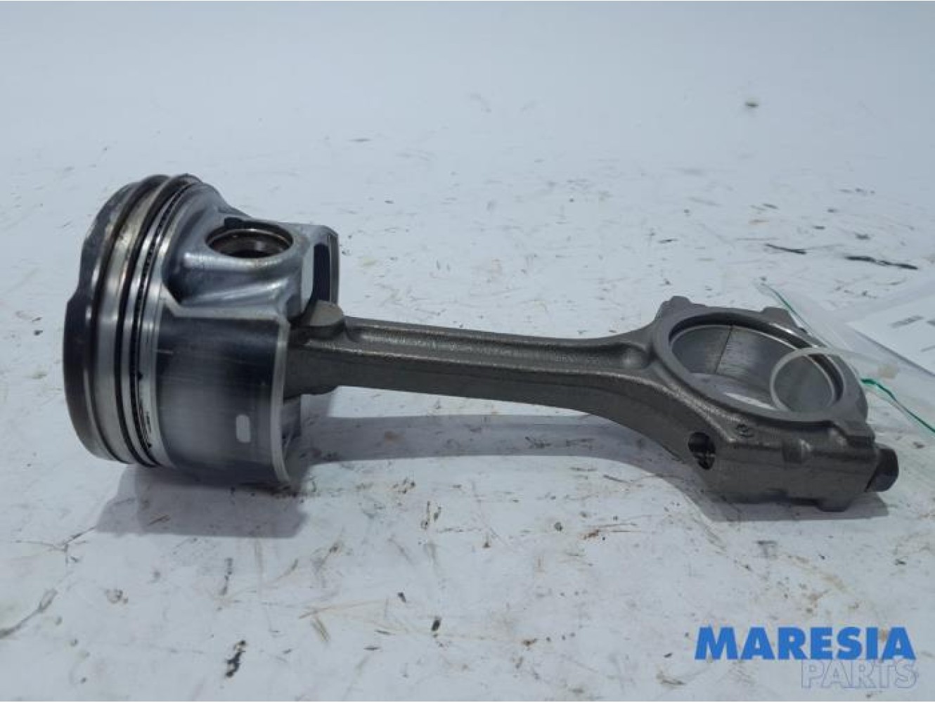 Renault - Megane - Connecting rod