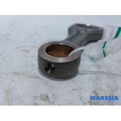 Citroen - Jumpy - Connecting rod