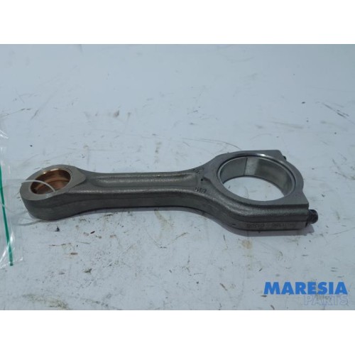 Citroen - Jumpy - Connecting rod
