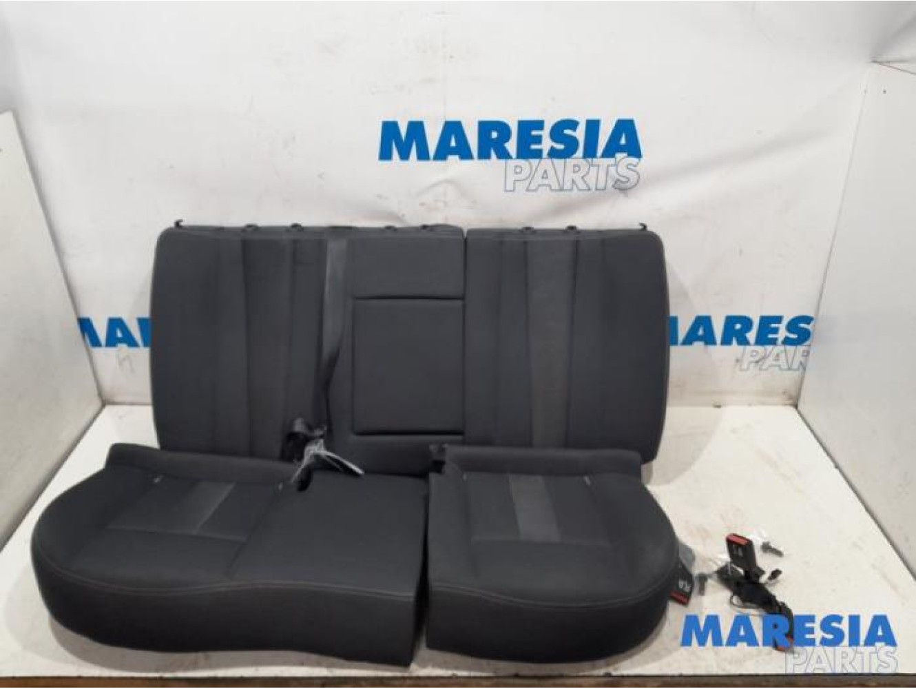 Renault - Megane - Rear bench seat