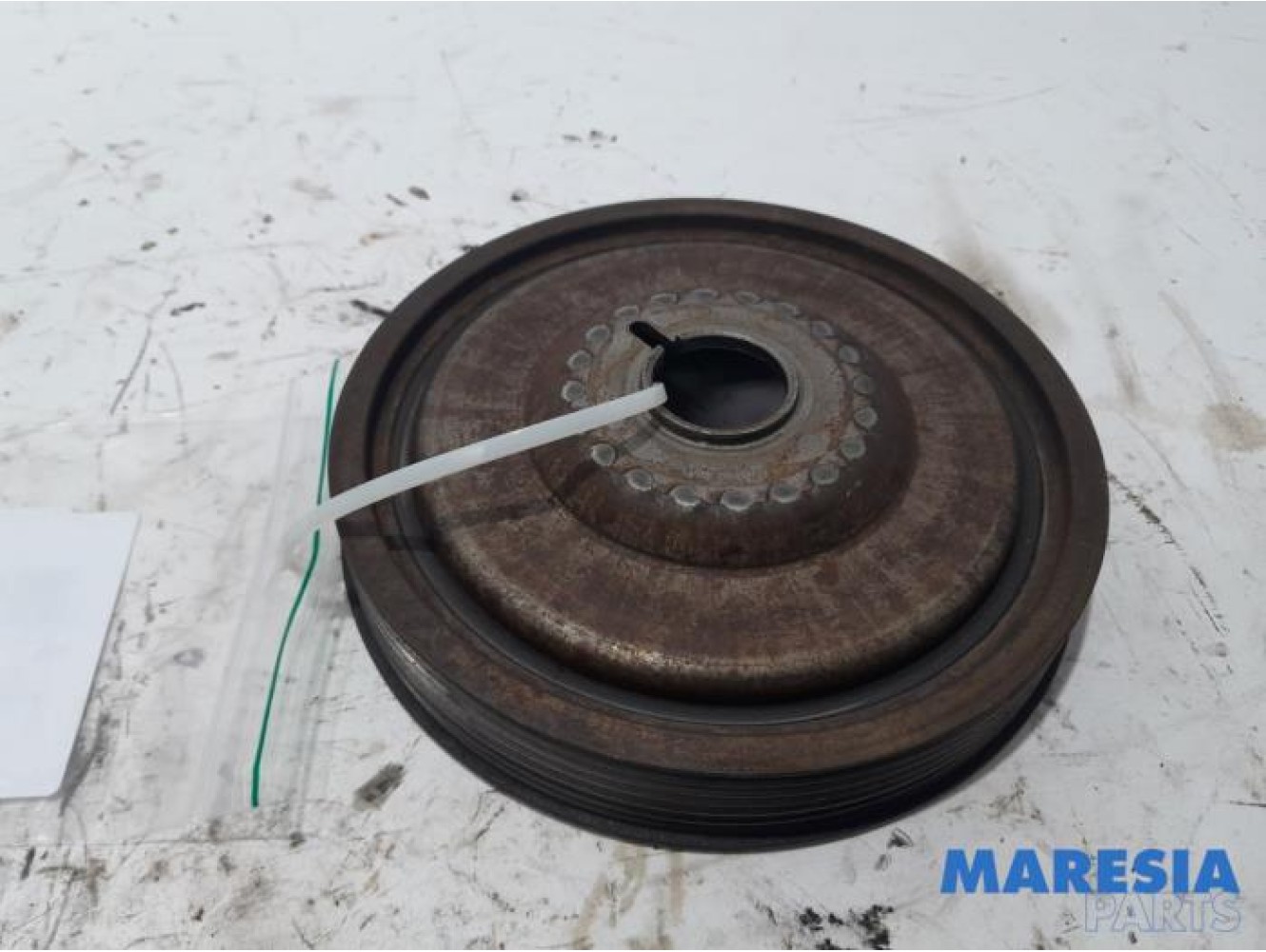 Renault - Megane - Crankshaft pulley