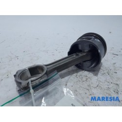 Renault - Megane - Connecting rod