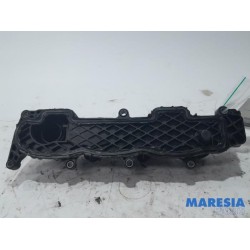Peugeot - Partner - Rocker cover