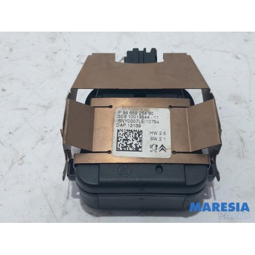 Peugeot - 208 - Rain sensor
