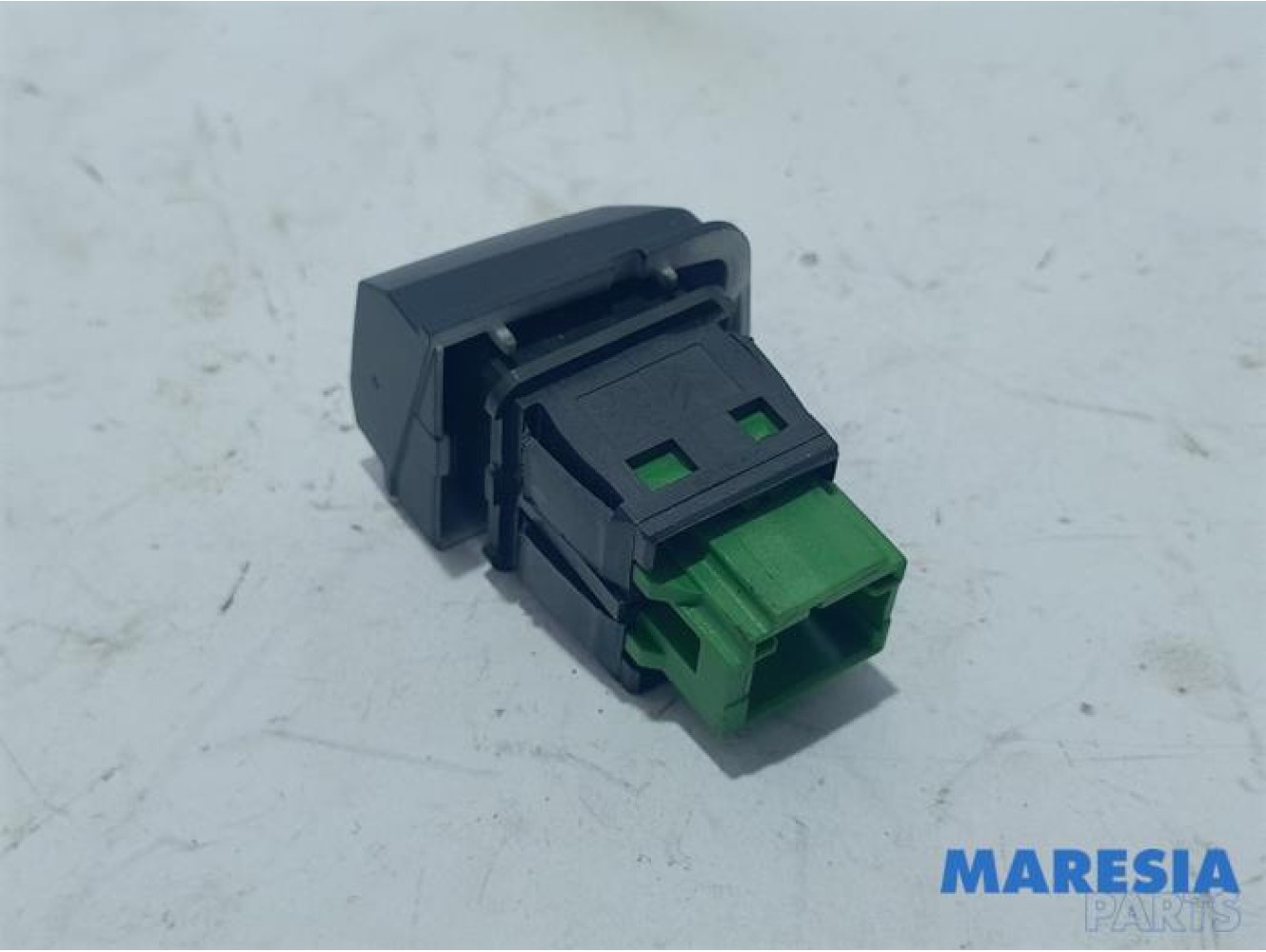 Peugeot - 208 - Central locking switch